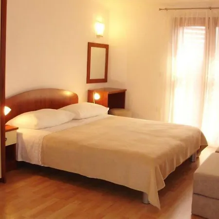 Maestral Ventus By Interhome Makarska